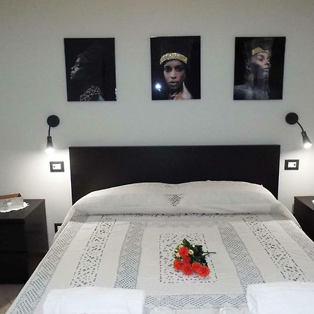 Cefalu Studio Room And Apartments Kültér fotó