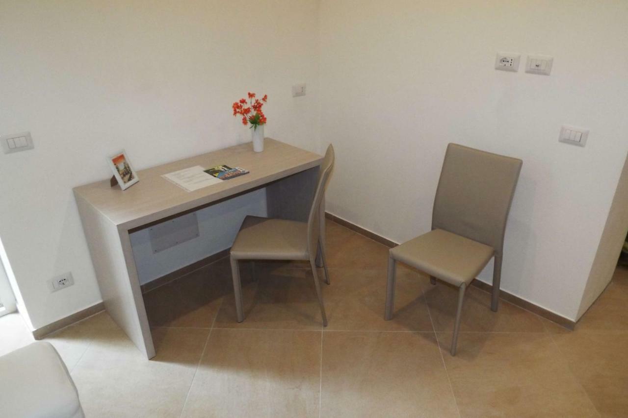 Cefalu Studio Room And Apartments Kültér fotó