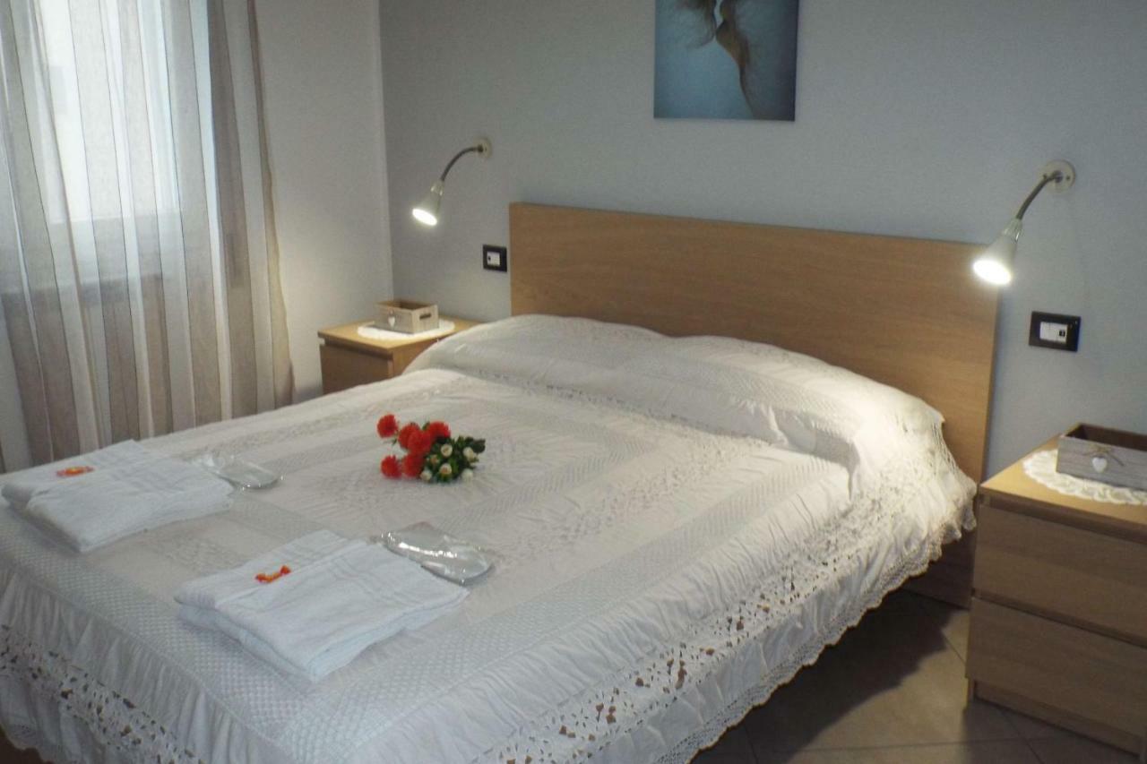 Cefalu Studio Room And Apartments Kültér fotó