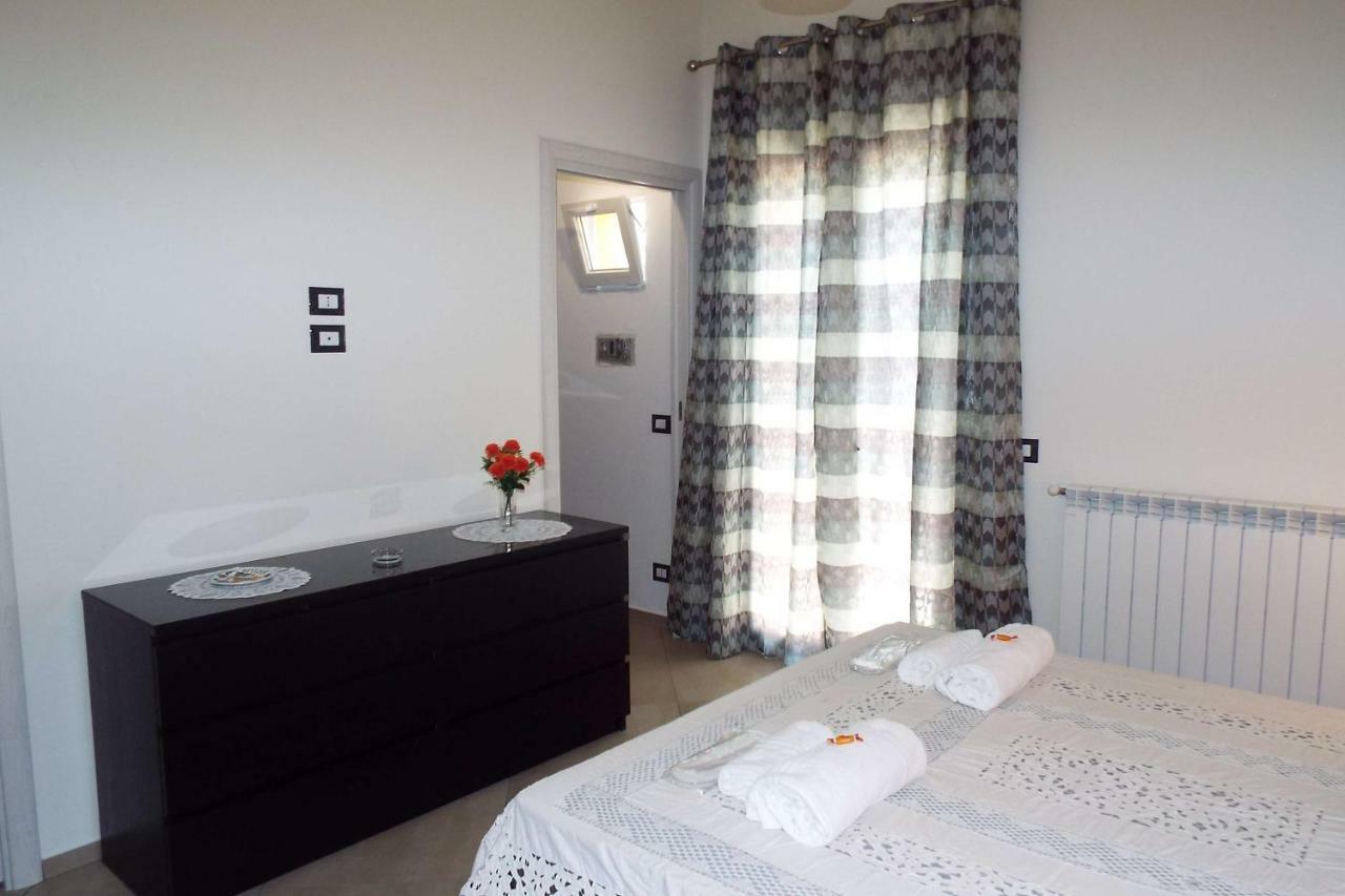 Cefalu Studio Room And Apartments Kültér fotó