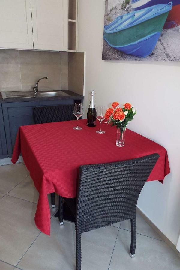 Cefalu Studio Room And Apartments Kültér fotó