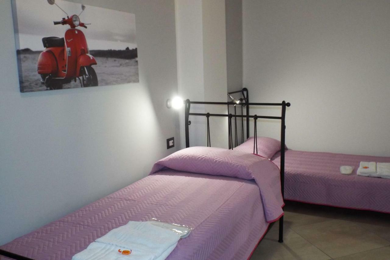 Cefalu Studio Room And Apartments Kültér fotó