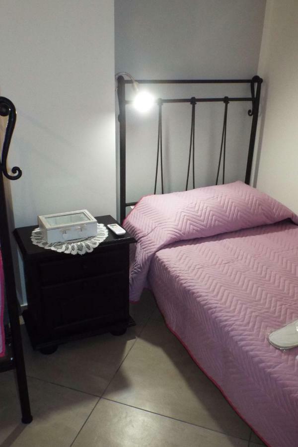 Cefalu Studio Room And Apartments Kültér fotó